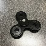 Amazonで高評価のハンドスピーナーを買ってみた